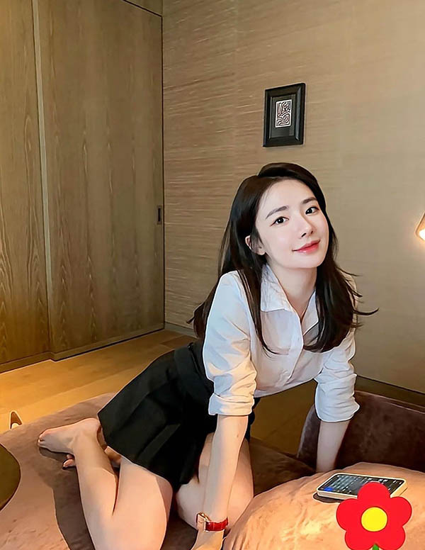 新加坡模特微信